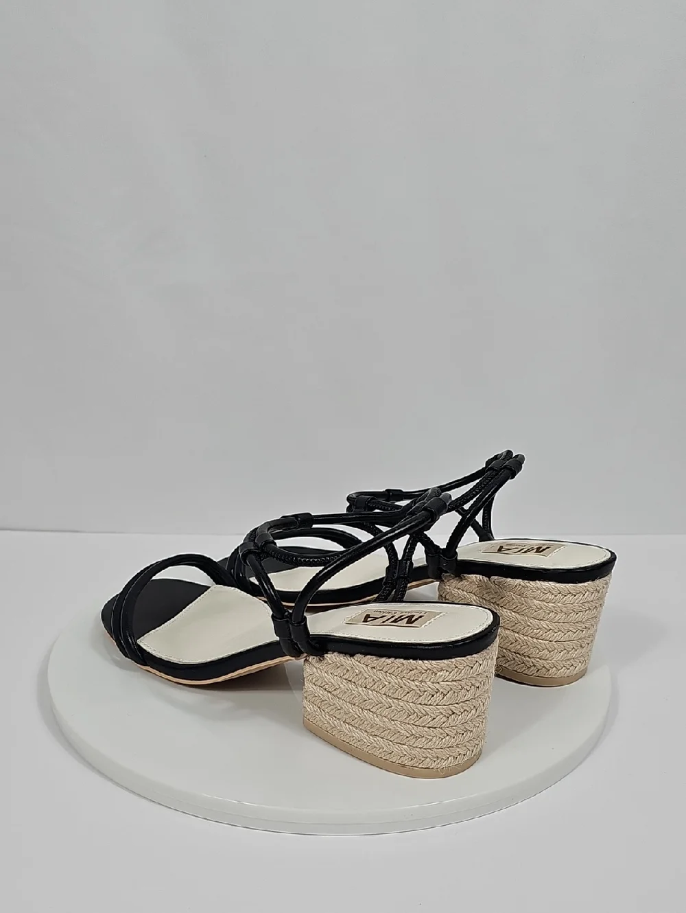 NWOT MIA Ione Strappy Espadrille Block Heels Sandals Black 8.5